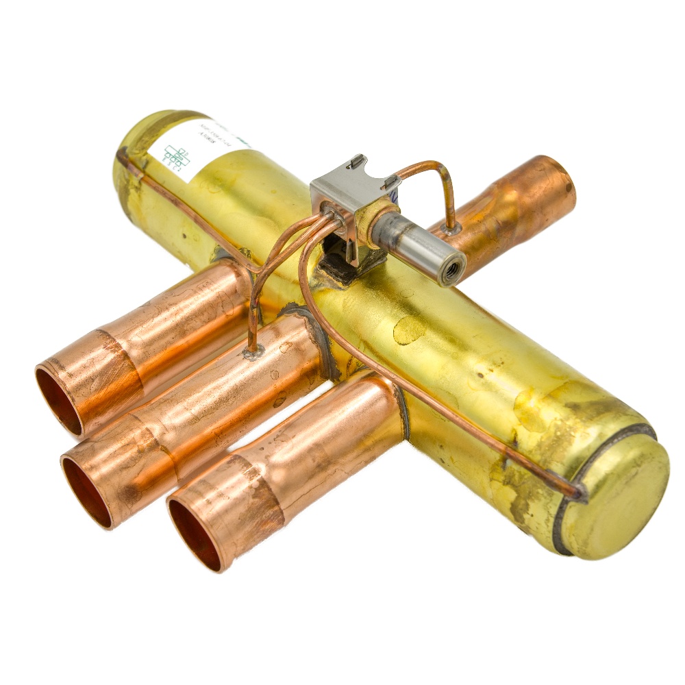 SHF-35B-67-04 4-way valve 14.7m3/h, 3/4"-7/8" S10325050802