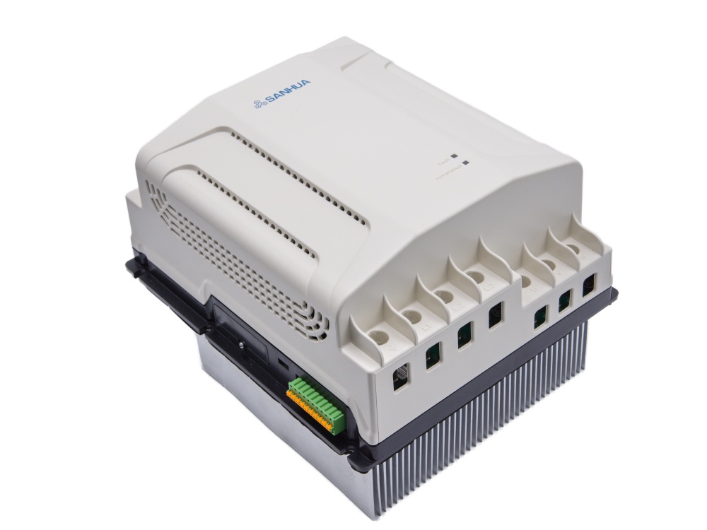 SD2020B4V2 Měnič BLDC, žebrovaný chladič, 380V 20A SSD2X0002201